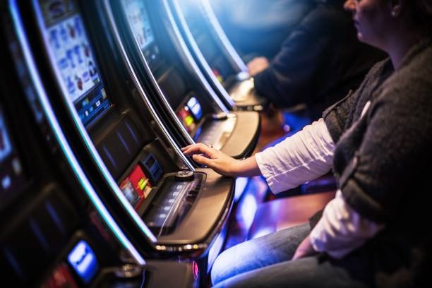 macau keluar featured game showcase